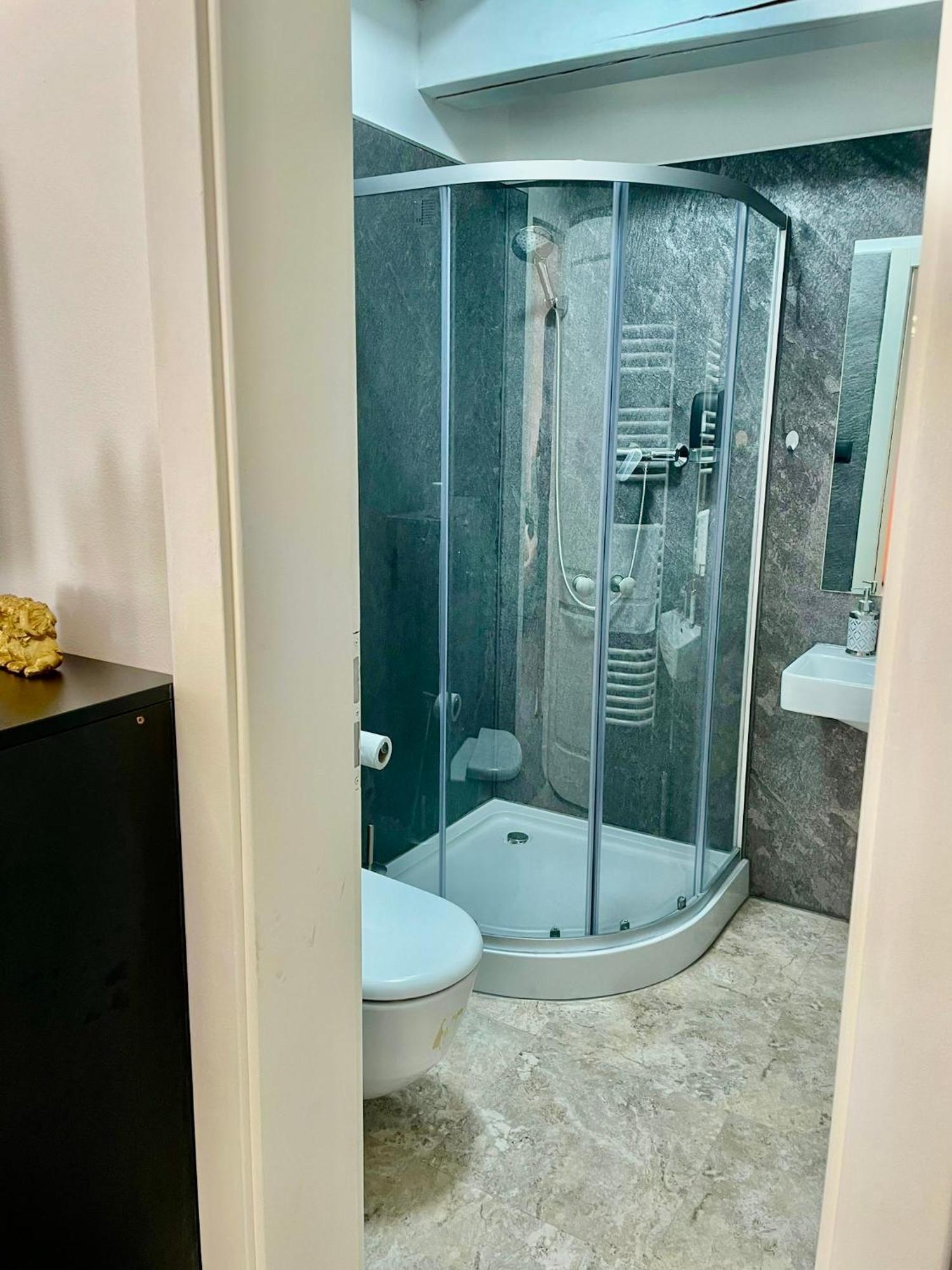 Boutique Hotel Posta Rl Oravsky Podzamok Luaran gambar